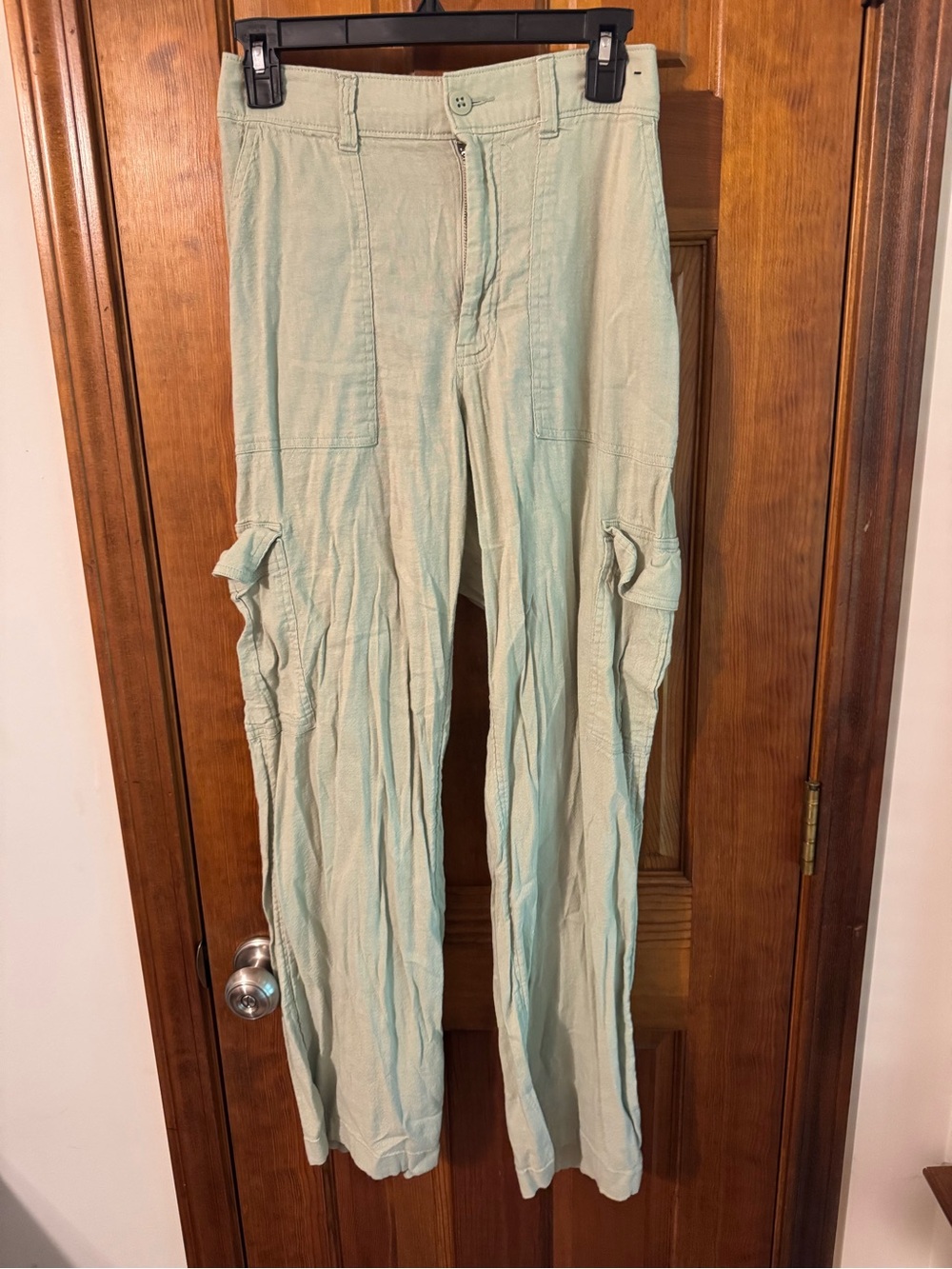 Men's Light Mint Cargo Pants - Casual Utility Style